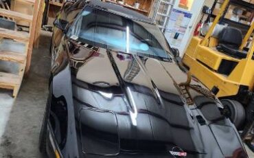 Chevrolet-Corvette-1986-Black-Gray-7