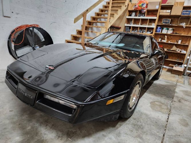 Chevrolet-Corvette-1986-Black-Gray-8