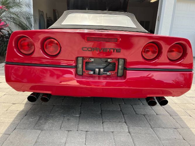 Chevrolet-Corvette-1986-Bright-Red-14