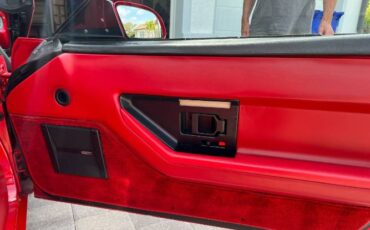 Chevrolet-Corvette-1986-Bright-Red-15