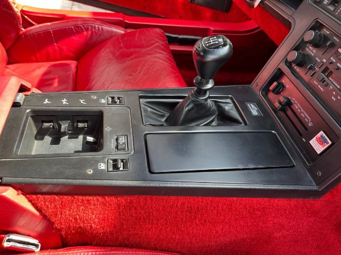 Chevrolet-Corvette-1986-Bright-Red-6