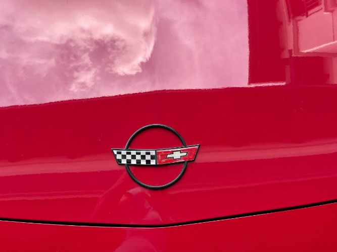 Chevrolet-Corvette-1986-Bright-Red-7