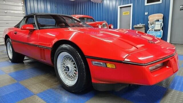 Chevrolet-Corvette-1986-Convertible-1