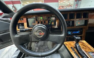 Chevrolet-Corvette-1986-Convertible-11