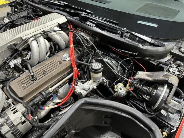 Chevrolet-Corvette-1986-Convertible-22