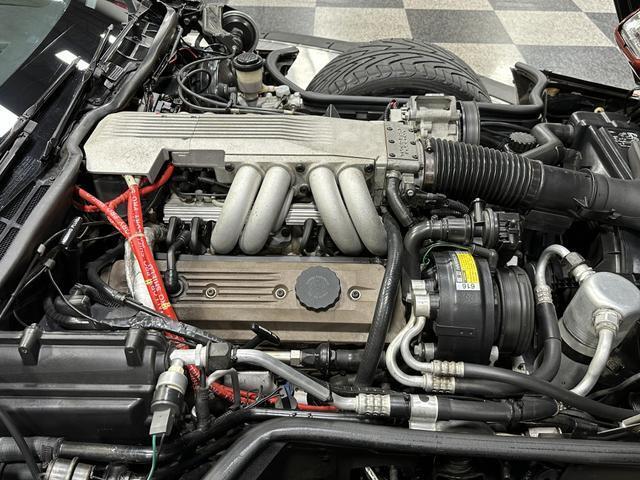 Chevrolet-Corvette-1986-Convertible-23