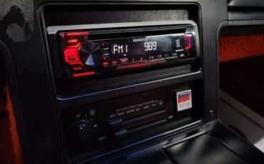 Chevrolet-Corvette-1986-Convertible-23