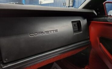 Chevrolet-Corvette-1986-Convertible-24