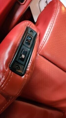 Chevrolet-Corvette-1986-Convertible-28