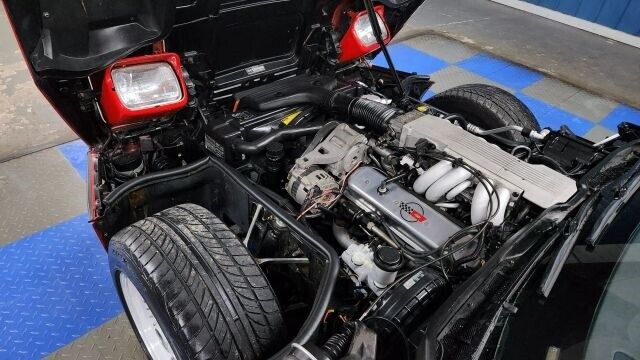 Chevrolet-Corvette-1986-Convertible-36