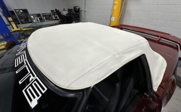 Chevrolet-Corvette-1986-Convertible-38