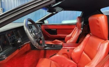 Chevrolet-Corvette-1986-Convertible-5