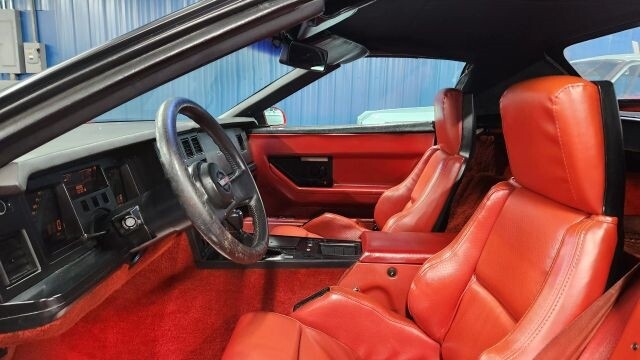 Chevrolet-Corvette-1986-Convertible-5