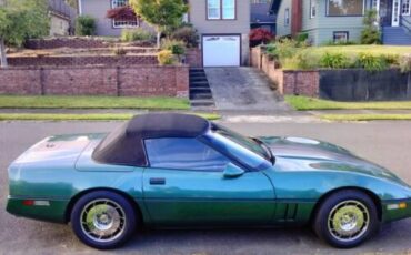 Chevrolet-Corvette-1986-Green-2