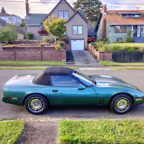 Chevrolet-Corvette-1986-Green-2