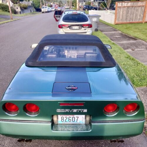 Chevrolet-Corvette-1986-Green-6