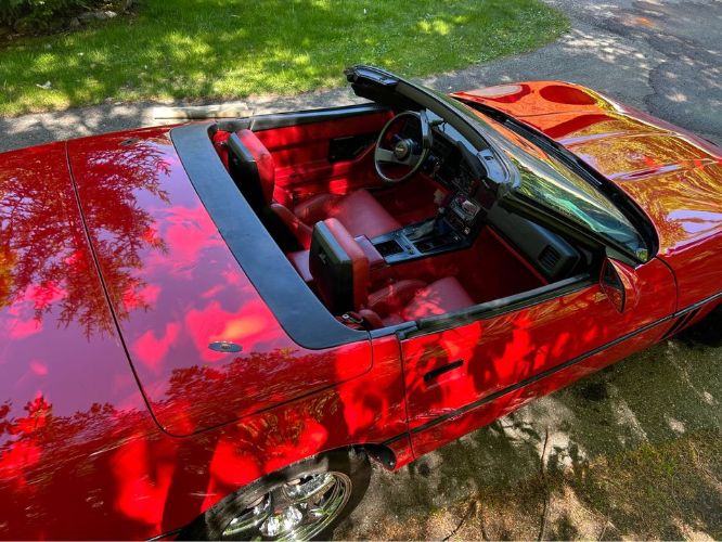 Chevrolet-Corvette-1986-Red-Red-Leather-6