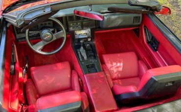 Chevrolet-Corvette-1986-Red-Red-Leather-7