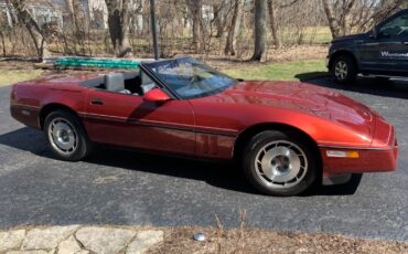 Chevrolet-Corvette-1987