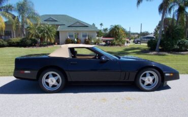 Chevrolet-Corvette-1987-Black-1
