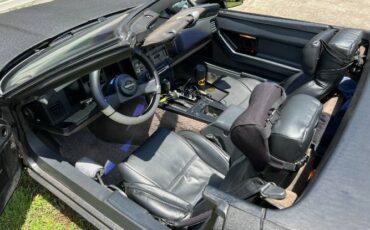 Chevrolet-Corvette-1987-Black-9