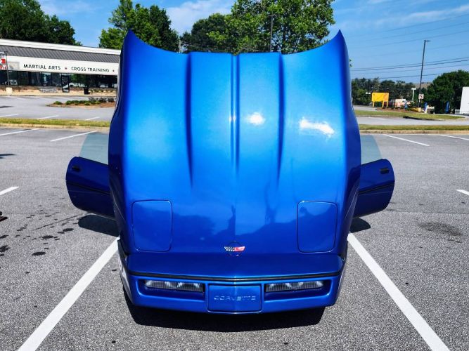 Chevrolet-Corvette-1987-Blue-1