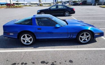 Chevrolet-Corvette-1987-Blue-10