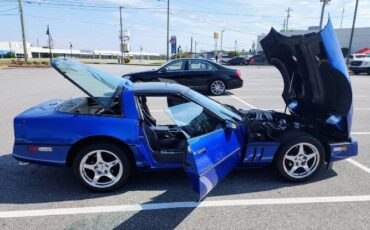 Chevrolet-Corvette-1987-Blue-15