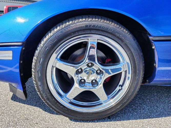 Chevrolet-Corvette-1987-Blue-2