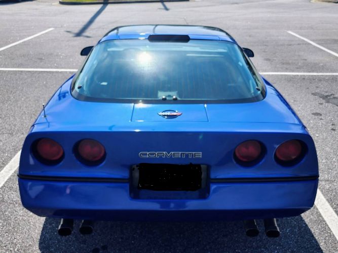 Chevrolet-Corvette-1987-Blue-4