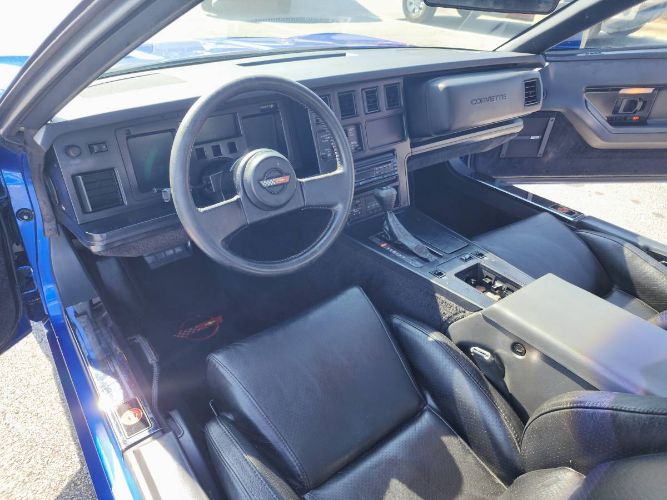 Chevrolet-Corvette-1987-Blue-7