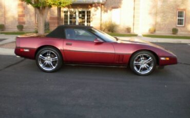 Chevrolet-Corvette-1987-CopperRust-Gray-1