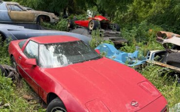 Chevrolet-Corvette-1987-Coupe-1