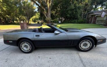 Chevrolet-Corvette-1987-Dark-Gray-MetallicB-Gray-Houndstooth-1