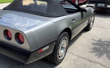 Chevrolet-Corvette-1987-Dark-Gray-MetallicB-Gray-Houndstooth-14