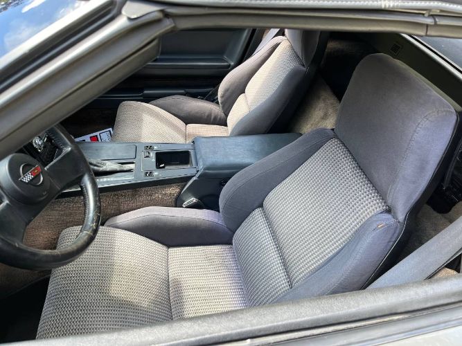 Chevrolet-Corvette-1987-Dark-Gray-MetallicB-Gray-Houndstooth-16