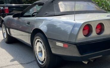 Chevrolet-Corvette-1987-Dark-Gray-MetallicB-Gray-Houndstooth-3