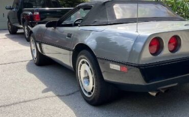 Chevrolet-Corvette-1987-Dark-Gray-MetallicB-Gray-Houndstooth-9