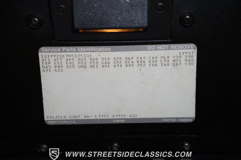 Chevrolet-Corvette-1987-Gold-Metallic-Saddle-14