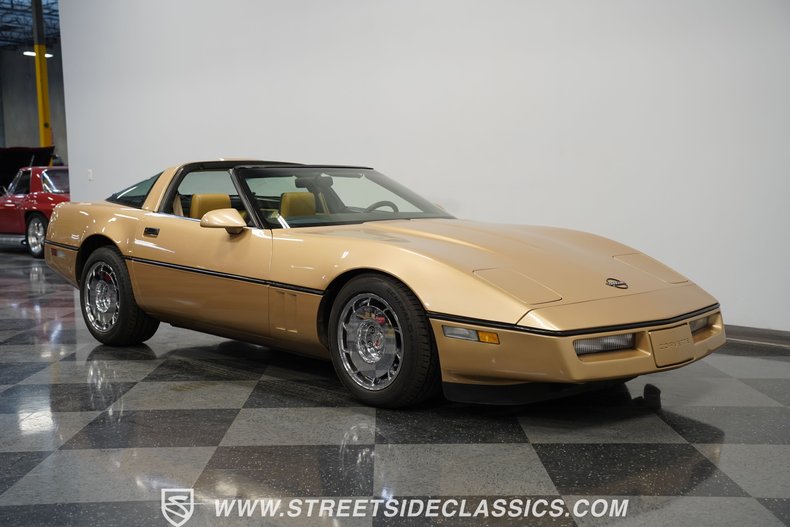 Chevrolet-Corvette-1987-Gold-Metallic-Saddle-25