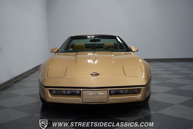 Chevrolet-Corvette-1987-Gold-Metallic-Saddle-28