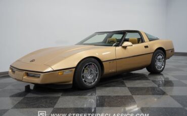 Chevrolet-Corvette-1987-Gold-Metallic-Saddle-3