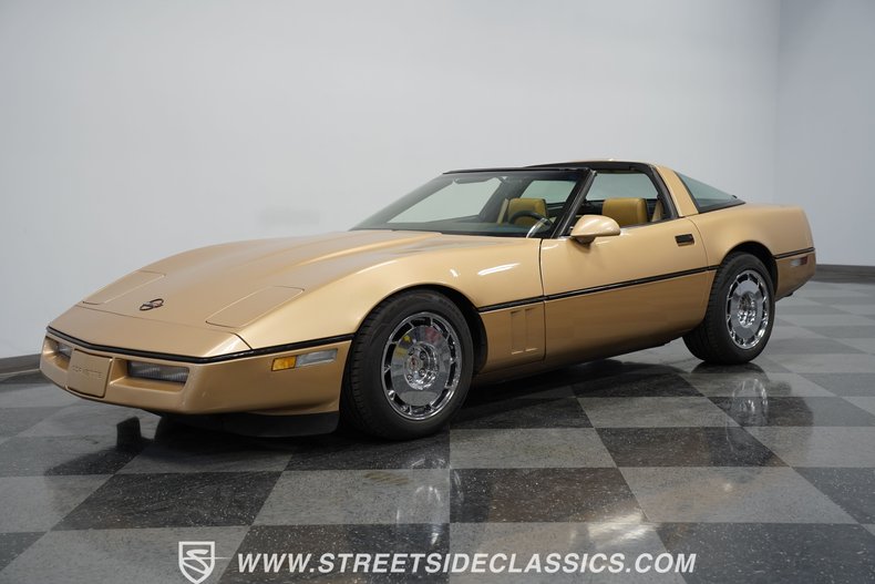Chevrolet-Corvette-1987-Gold-Metallic-Saddle-3