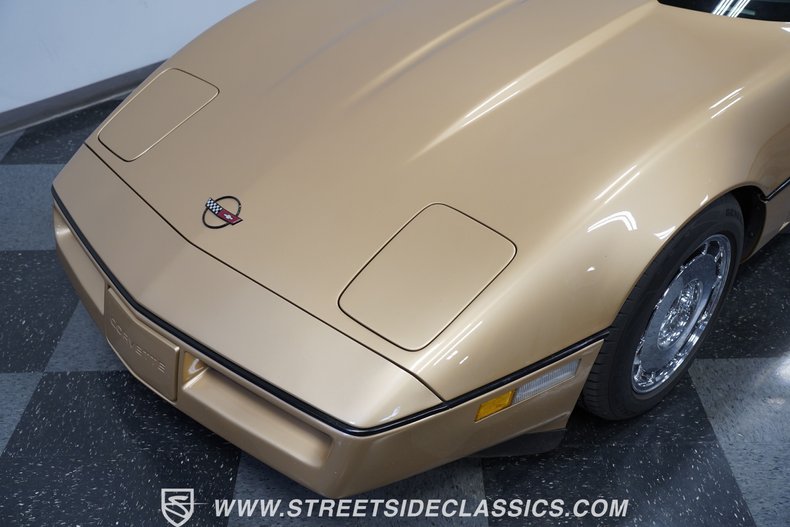 Chevrolet-Corvette-1987-Gold-Metallic-Saddle-30