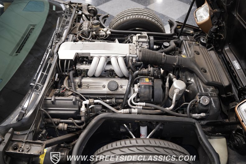 Chevrolet-Corvette-1987-Gold-Metallic-Saddle-36