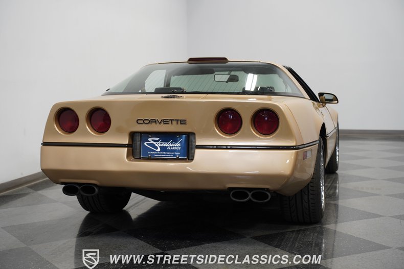 Chevrolet-Corvette-1987-Gold-Metallic-Saddle-8