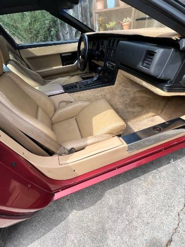 Chevrolet-Corvette-1987-Red-15