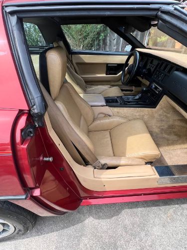 Chevrolet-Corvette-1987-Red-18