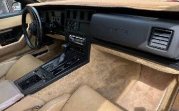 Chevrolet-Corvette-1987-Red-19
