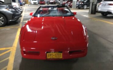 Chevrolet-Corvette-1987-Red-2
